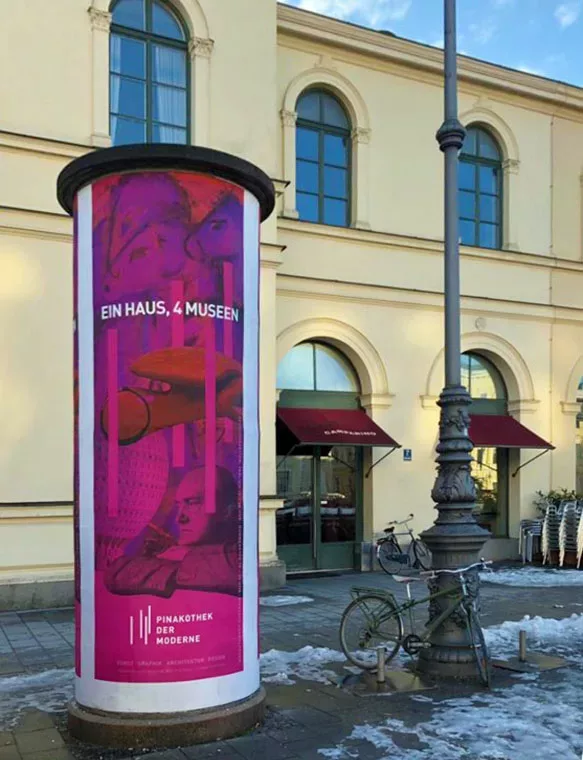 Pinakothek Werbung auf Litfaßsäule