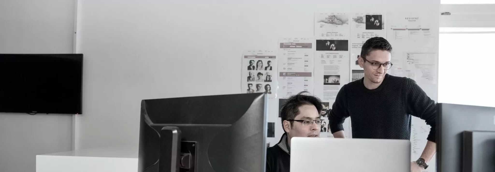 Zwei CMS Webentwickler in der Agentur